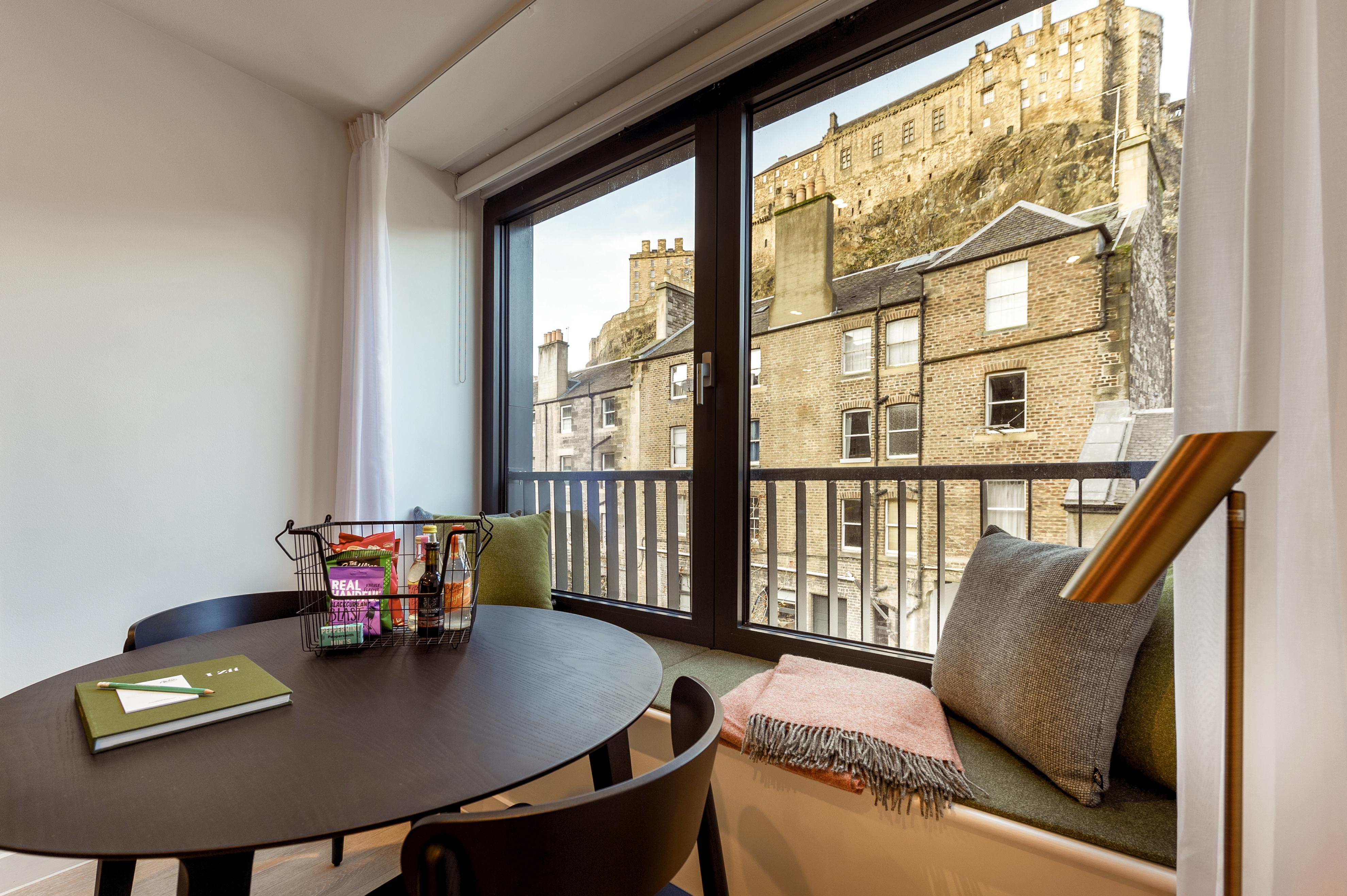 Wilde Aparthotels Edinburgh Grassmarket ภายนอก รูปภาพ